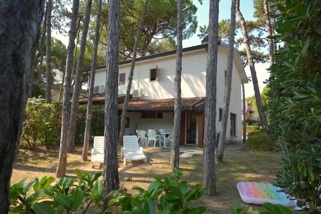 Villa In Lignano Riviera Comfortable Lignano Sabbiadoro Exterior foto